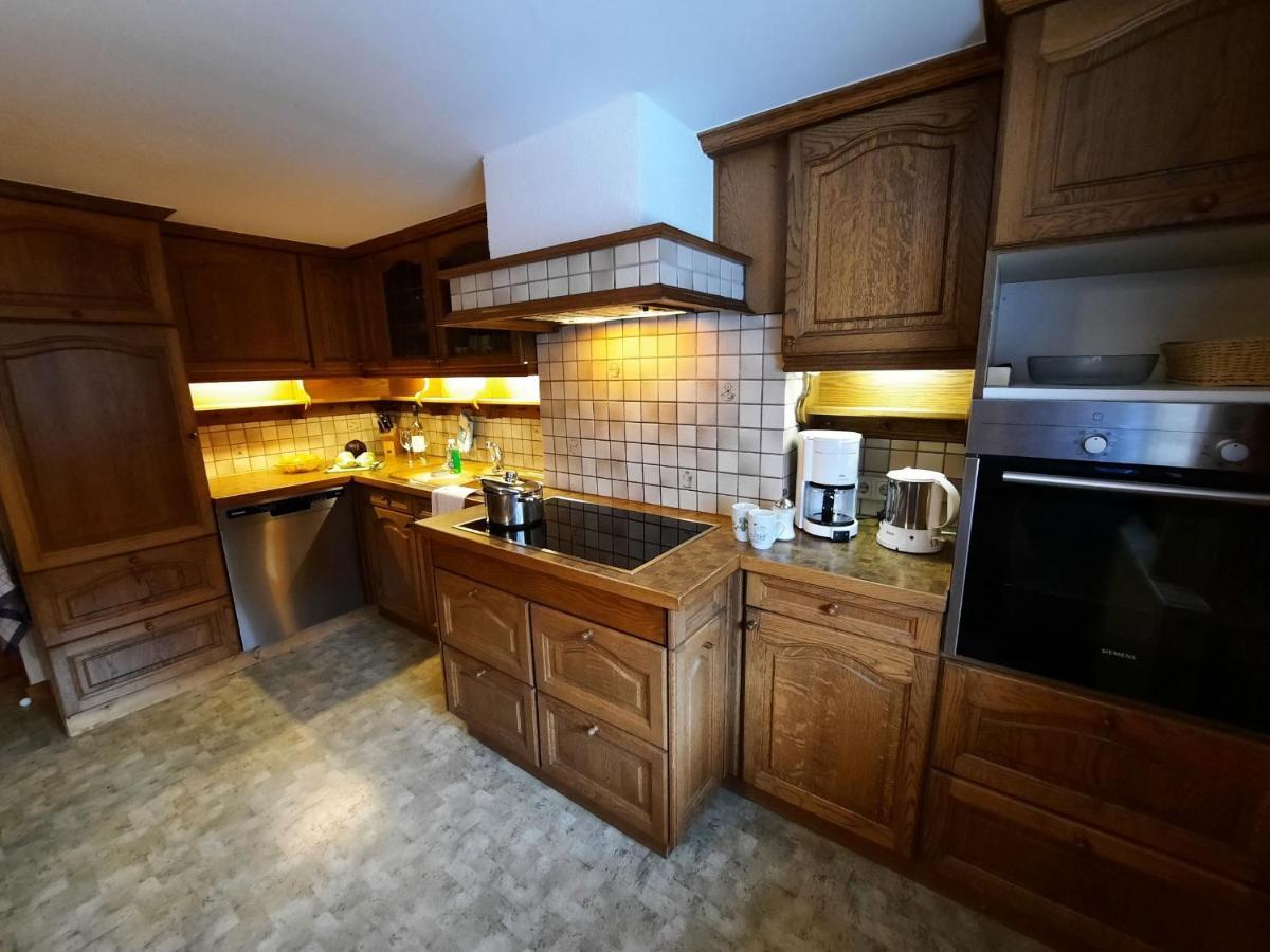 Apartment Dekker 멜라우 외부 사진